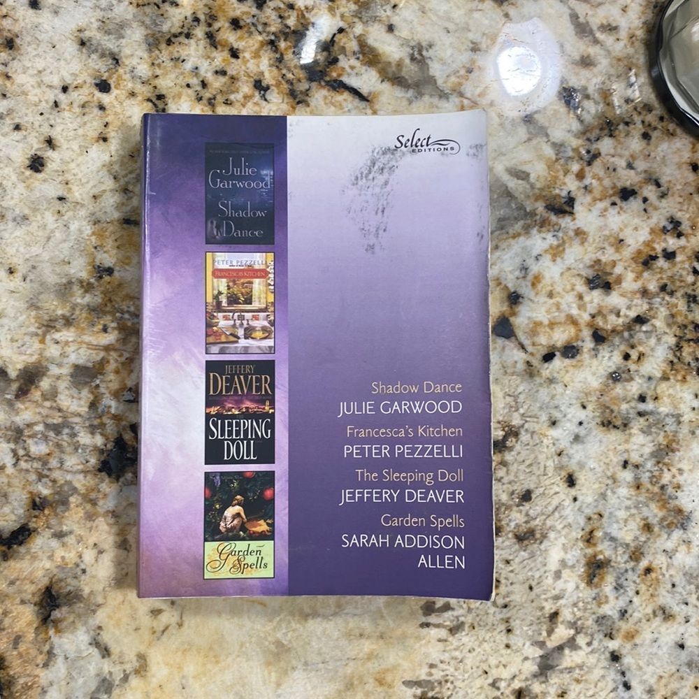 Select Editions Book  Julie Garwood Jeffrey Deaver Peter PezzellSarah Allen